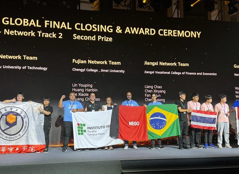 A participação das equipes do Instituto Federal da Paraíba (IFPB) na etapa final da Huawei ICT Competition 2023-2024, realizada na China, foi surpreendente e destacou a instituição como referência em Educação e Tecnologia.
