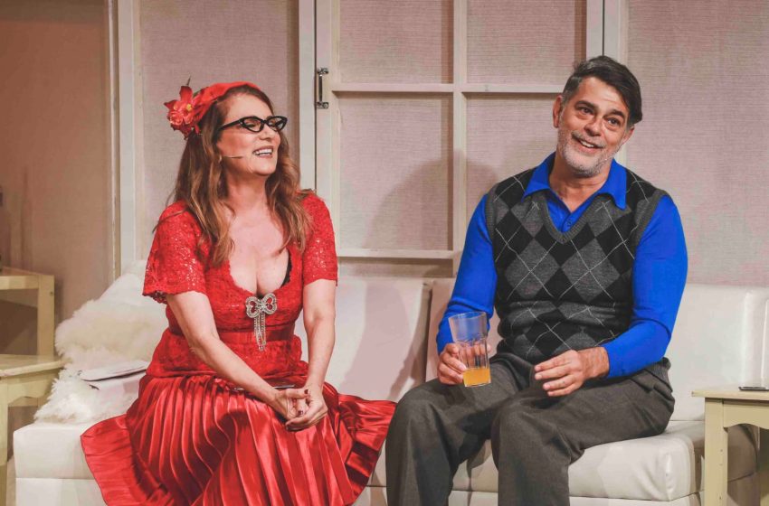  Prepare-se para rir e refletir: “Duetos”, a comédia que conquistou o Brasil, chega a João Pessoa!