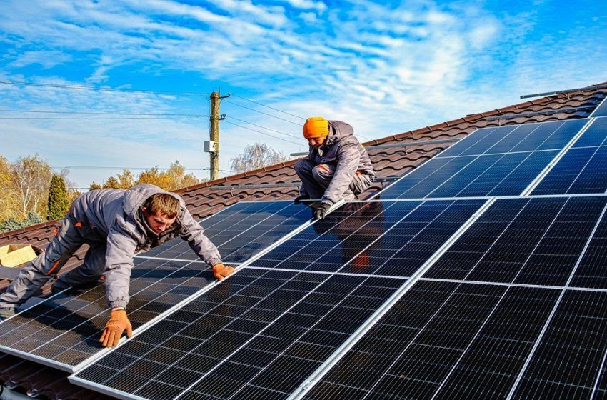  Geração própria solar alcança 30 gigawatts e mais de R$ 146,4 bilhões em investimentos no Brasil, diz ABSOLAR