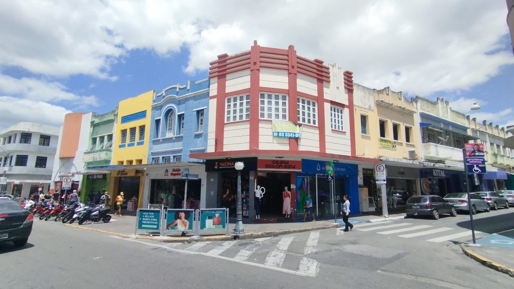 Rua Maciel Pinheiro e Rua Monsenhor Sales, antigo Beco do 31. Foto: Sérgio Melo