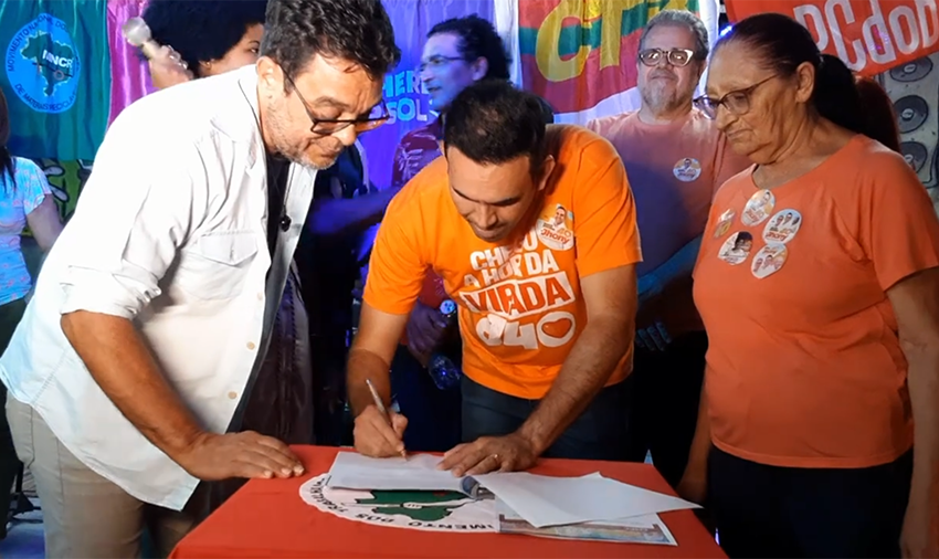  Dr. Jhony Bezerra assina carta compromisso com a cultura e promete fortalecer o Plano Municipal de Cultura de Campina Grande