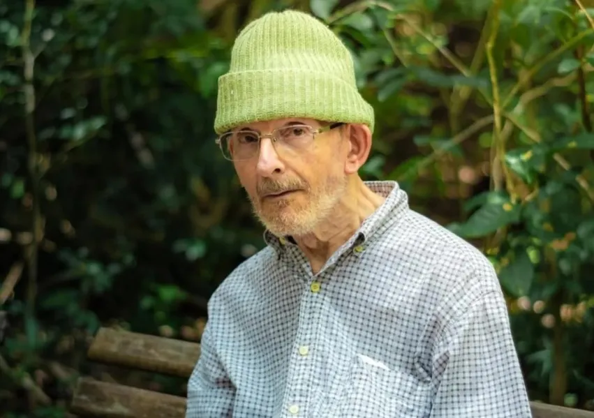 David Maurice Hassett: O guardião da natureza na praia da Pipa