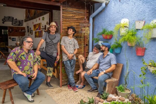 Mestre Fuba e banda Sculamba por Adriano Franco