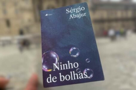Ninho de Bolhas: Sérgio Abajur lança livro que une poesia e teatro no Museu dos Três Pandeiros
