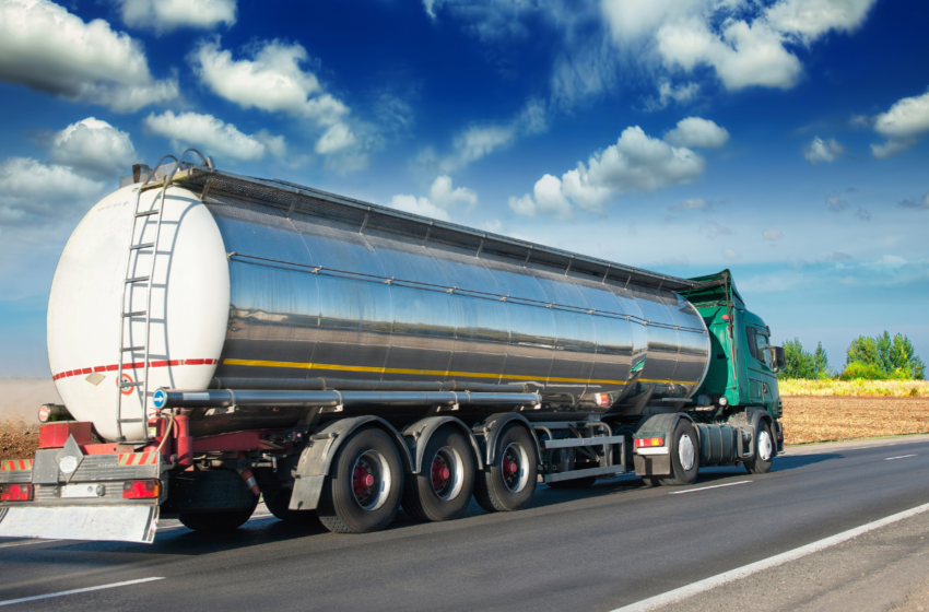  Falta de controle em plataformas de aplicativo ameaça segurança e concorrência no transporte de produtos perigosos